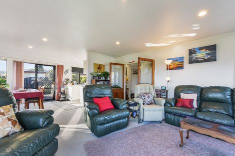 Photo of property in 1 Kate Edger Place, Stoke, Nelson, 7011