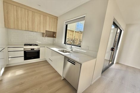Photo of property in 86c Harrington Road, Henderson, Auckland, 0610