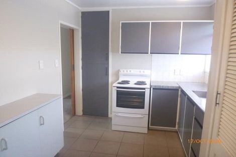 Photo of property in 1b/2 Divich Avenue, Te Atatu South, Auckland, 0610