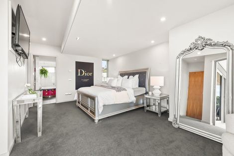 Photo of property in 88 Marine Parade, Paraparaumu Beach, Paraparaumu, 5032