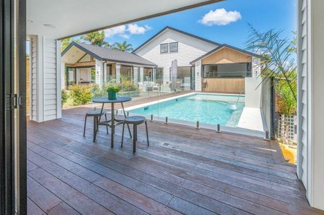 Photo of property in 8 St Elmo Rise, Shamrock Park, Auckland, 2016