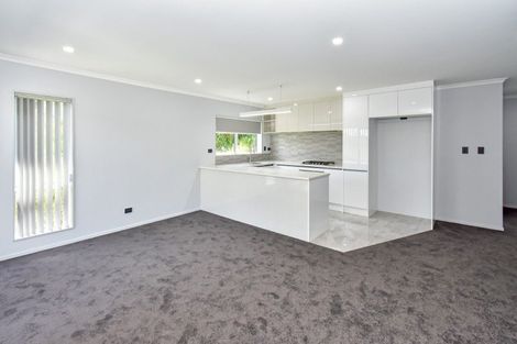 Photo of property in 2a Ambedkar Way, Pukekohe, 2120