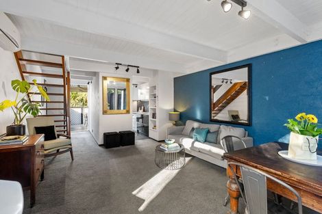 Photo of property in 26b Ranelagh Street, Karori, Wellington, 6012