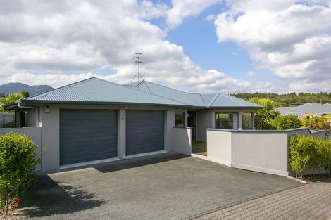 Photo of property in 94 Harvey Street, Waipahihi, Taupo, 3330
