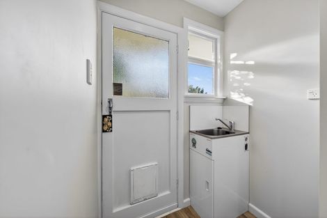 Photo of property in 18a Coopers Road, Dallington, Christchurch, 8061