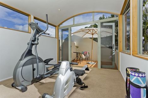 Photo of property in 14 Hastings Road, Mairangi Bay, Auckland, 0630