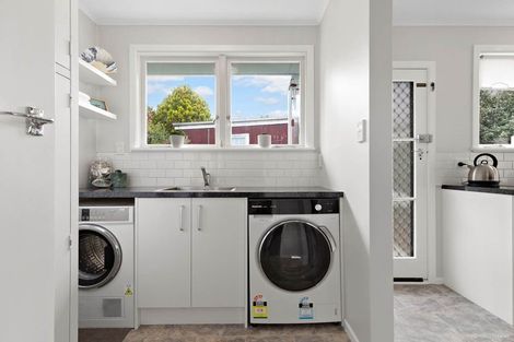 Photo of property in 5 Hartley Terrace, Massey, Auckland, 0614