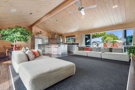Photo of property in 50 Benner Drive, Ngatea, 3503