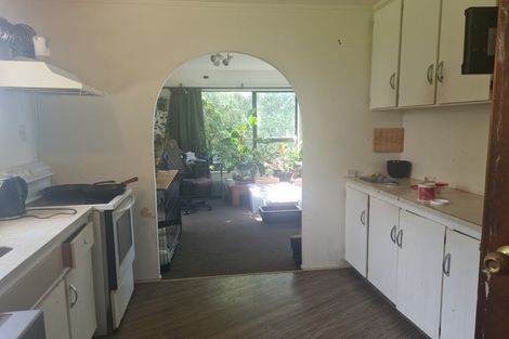 Photo of property in 73 Omapere Street, Whitby, Porirua, 5024