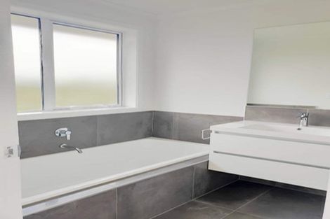 Photo of property in 54 Rapana Drive, Tuakau, 2121