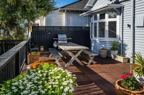 Photo of property in 82 Brougham Street, Mount Victoria, Wellington, 6011