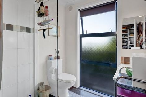 Photo of property in 127 Wairau Road, Oakura, 4314