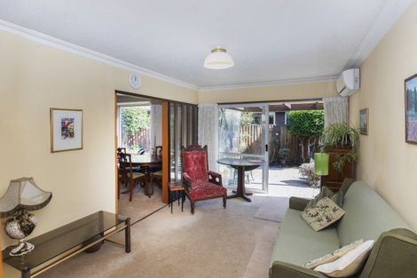 Photo of property in 5 Westgrove Avenue, Avonhead, Christchurch, 8042