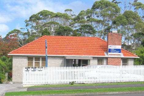 Photo of property in 9a Oates Road, Glen Eden, Auckland, 0602