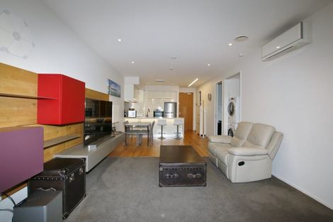 Photo of property in 585/g06 Beach Road, Rothesay Bay, Auckland, 0630
