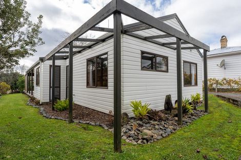 Photo of property in 11 Grey Street, Kawakawa, 0210