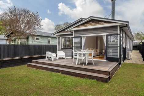 Photo of property in 130 Saint Martins Road, Saint Martins, Christchurch, 8022