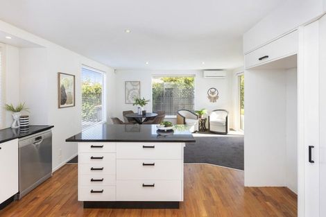 Photo of property in 218a Knowles Street, St Albans, Christchurch, 8052