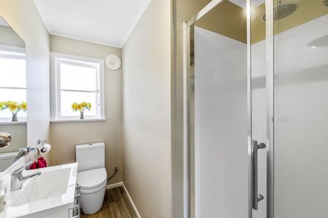 Photo of property in 60 Te Kupe Road, Paraparaumu Beach, Paraparaumu, 5032