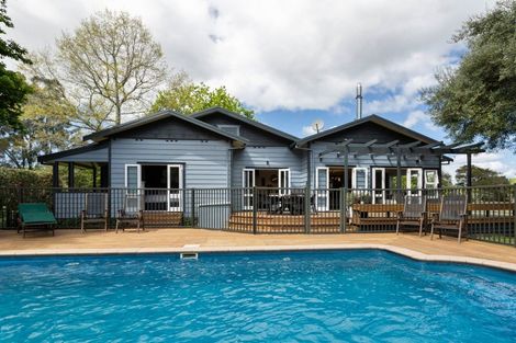 Photo of property in 11 Golf Road, Whitianga, 3591