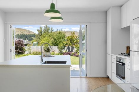 Photo of property in 63 Ngaio Street, Saint Martins, Christchurch, 8022