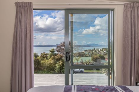 Photo of property in 20 Rangimaarie Crescent, Snells Beach, 0920