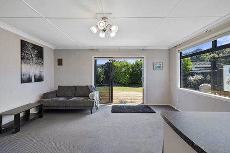 Photo of property in 15a Naumai Place, Spotswood, New Plymouth, 4310