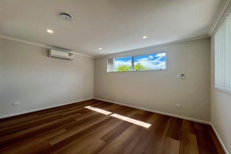Photo of property in 109 Prince Regent Drive, Half Moon Bay, Auckland, 2012