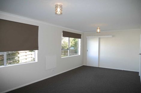 Photo of property in 32 Makarini Street, Paraparaumu, 5032