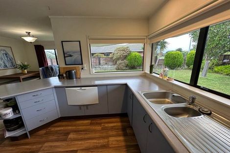Photo of property in 91 Langdale Avenue, Paraparaumu, 5032