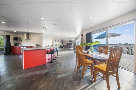 Photo of property in 7 Trillick Place, Tuakau, 2121