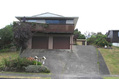 Photo of property in 2/31 Park Hill Road, Birkenhead, Auckland, 0626