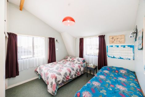 Photo of property in 2a Bristol Crescent, Roslyn, Palmerston North, 4414