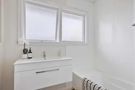 Photo of property in 107 Kippenberger Avenue, Rangiora, 7400