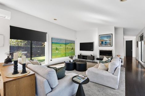 Photo of property in 27 Jervois Road, Jervoistown, Napier, 4112