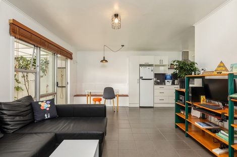 Photo of property in 3/60 Jellicoe Road, Manurewa, Auckland, 2102