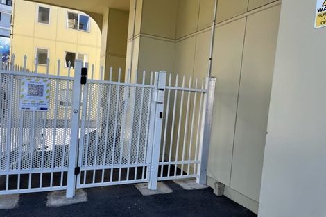 Photo of property in Basin Reserve Complex, 13/4 Sussex Street, Mount Cook, Wellington, 6021