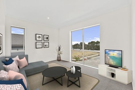 Photo of property in 3 George Mcwhirter Avenue, Massey, Auckland, 0614