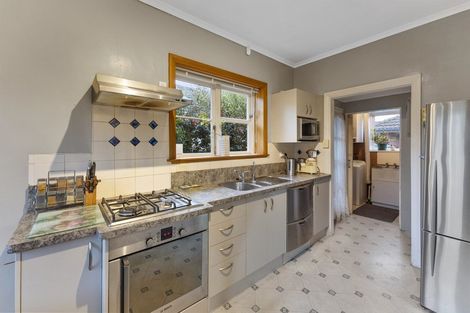 Photo of property in 31 Nile Street, Waterloo, Lower Hutt, 5011