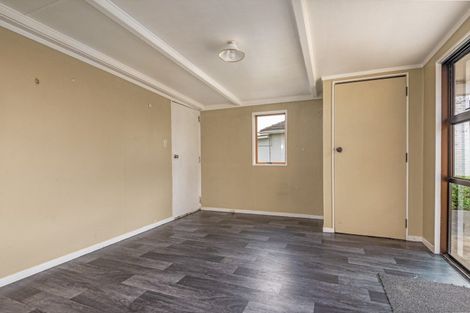 Photo of property in 21 Flower Street, Bulls, 4818
