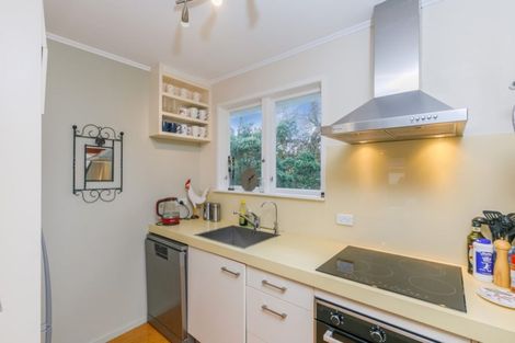 Photo of property in 42 Infidel Place, Torbay, Auckland, 0630