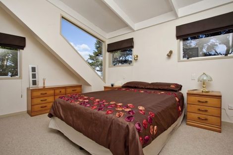 Photo of property in 30 Darcy Place, Massey, Auckland, 0614