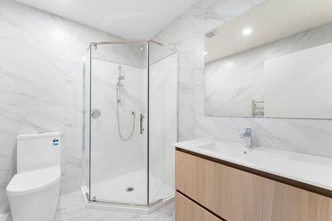 Photo of property in 6/10 Orchid Place, Te Atatu South, Auckland, 0610