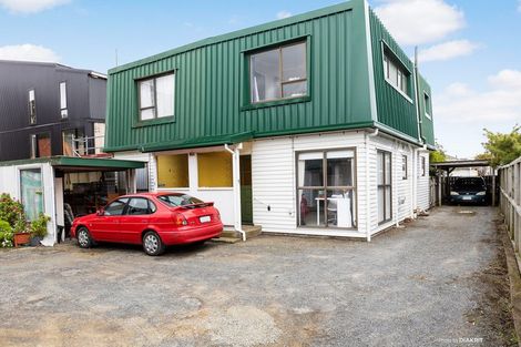 Photo of property in 103f5 Rongotai Road, Kilbirnie, Wellington, 6022