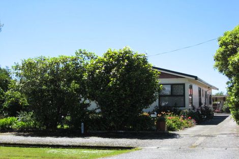 Photo of property in 17 Gladstone Street, Westport, 7825