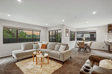 Photo of property in 2/65 Granville Drive, Massey, Auckland, 0614