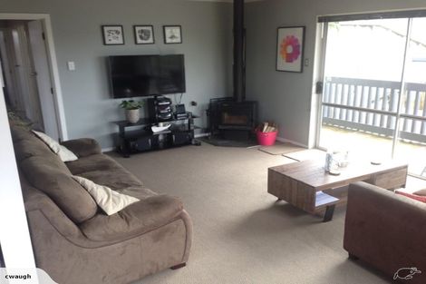 Photo of property in 86 Awanui Street, Merrilands, New Plymouth, 4312