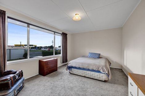Photo of property in 1352 Devon Road, Brixton, Waitara, 4382