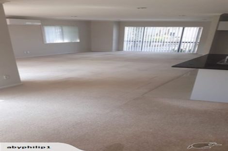 Photo of property in 80 South Kensington Way, Henderson, Auckland, 0612