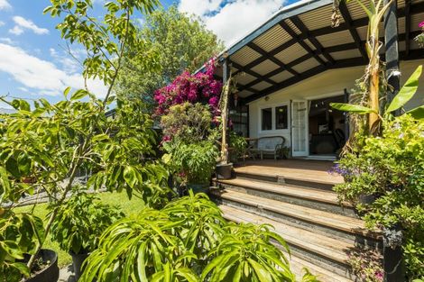 Photo of property in 11 Smith Street, Waipukurau, 4200